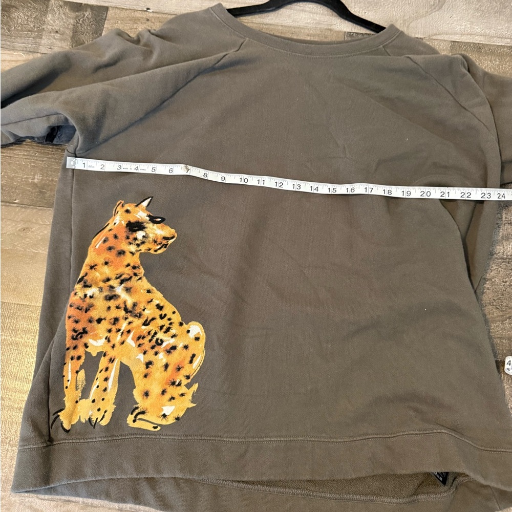 Anthropologie Leopard Graphic‎ Sweatshirt | XL | 100% Cotton Art Pullover - Picture 4 of 6